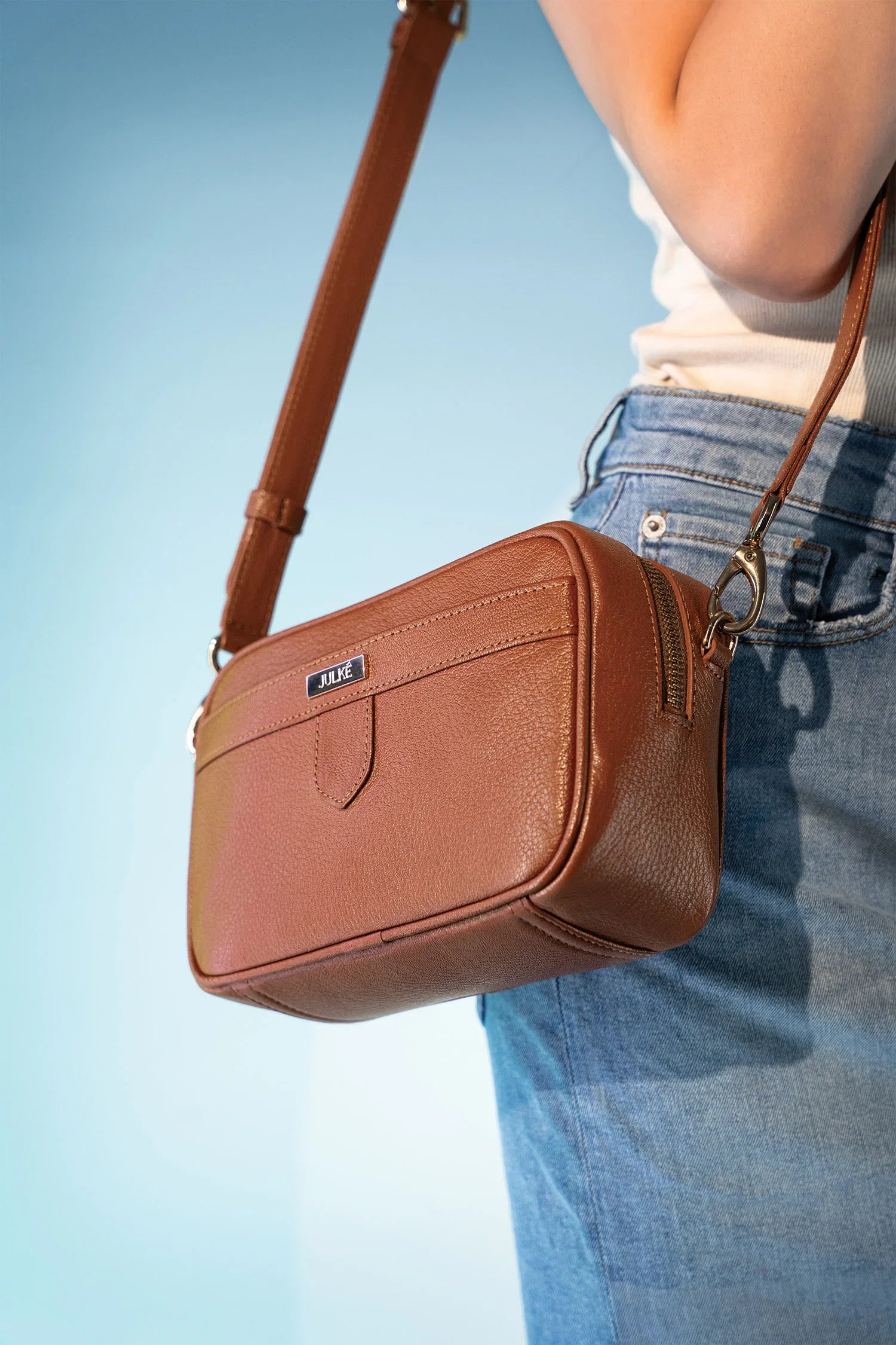 Woman's Leather Crossbody Bags